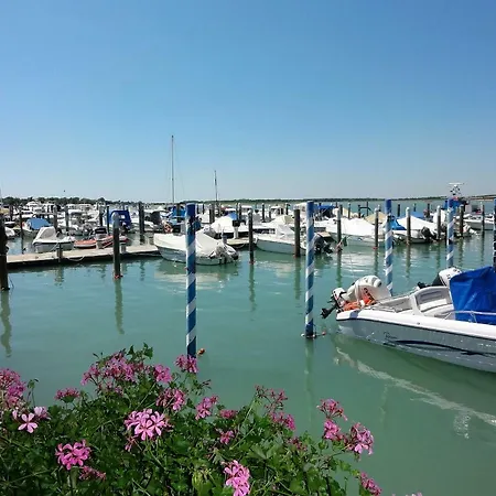 Villaggio Lussinpiccolo Lägenhet Bibione